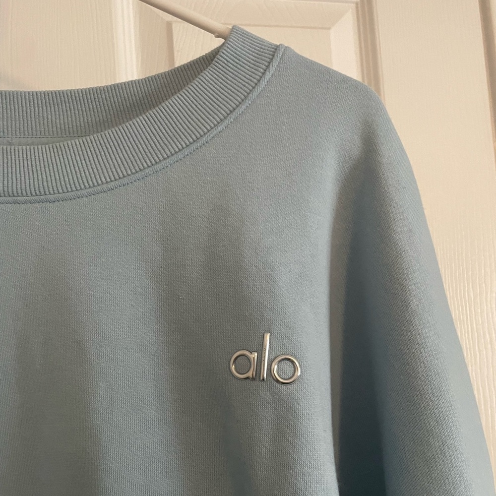 Alo Crewneck Sweatshirt